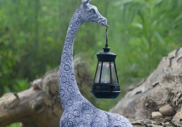 giraffe garden ornament