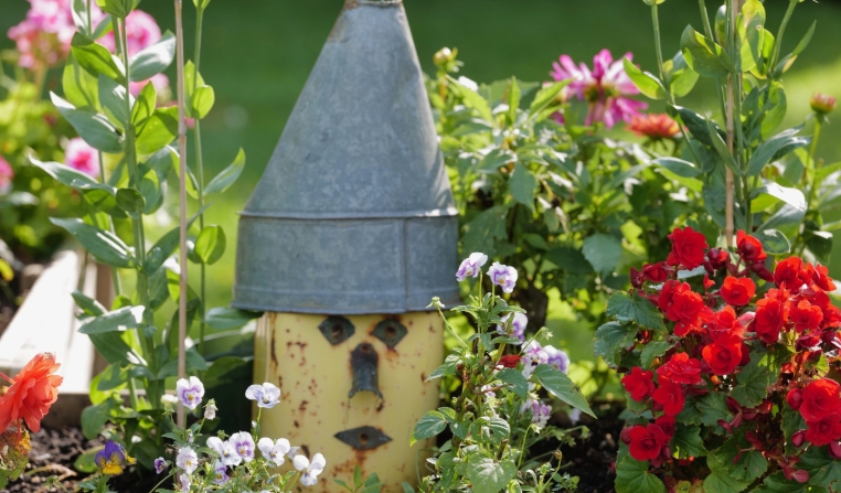 tin man garden ornament