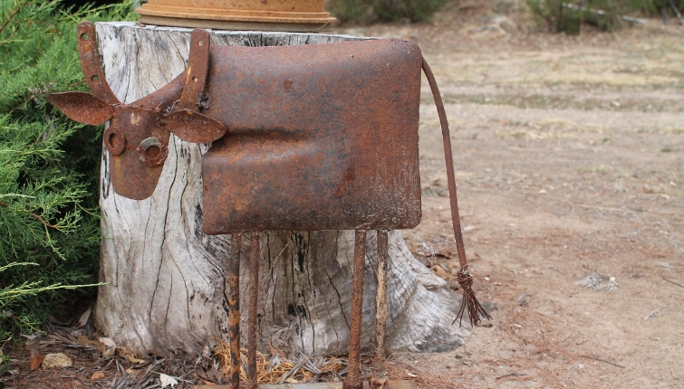 metal cow yard art