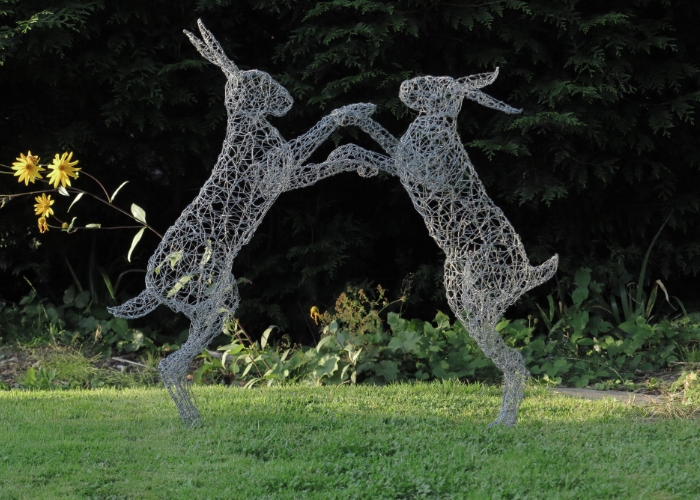 wire garden sculptures