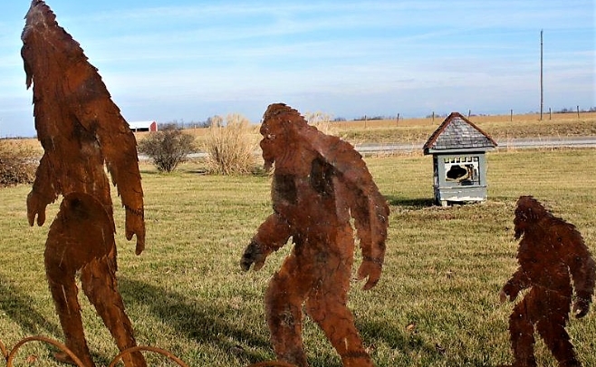 metal bigfoot yard art