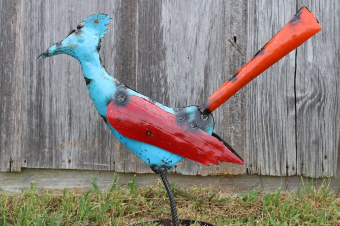 roadrunner yard art