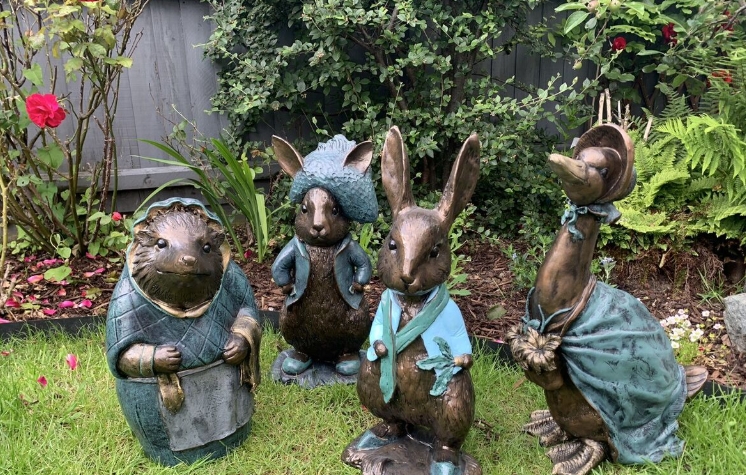 paint for garden ornaments