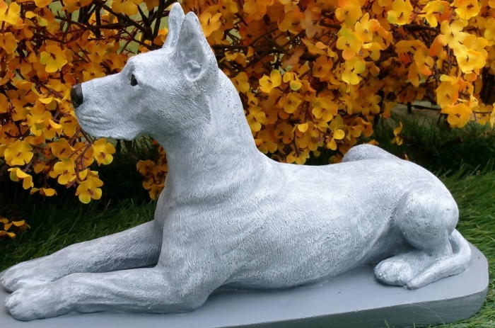 greatdane statue