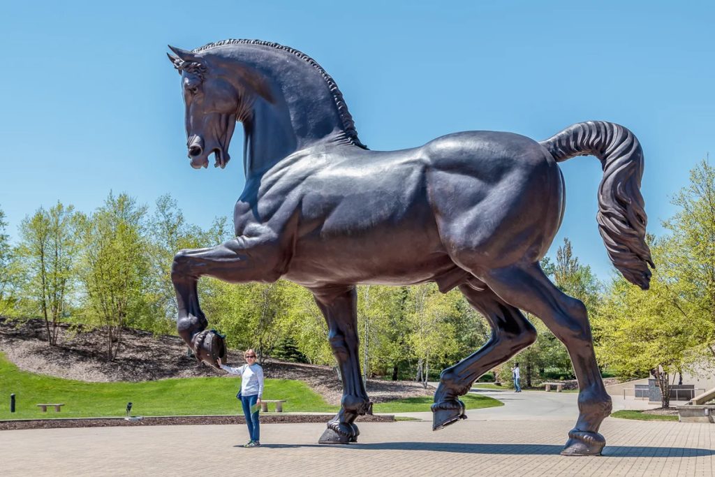 horse sculpture garden